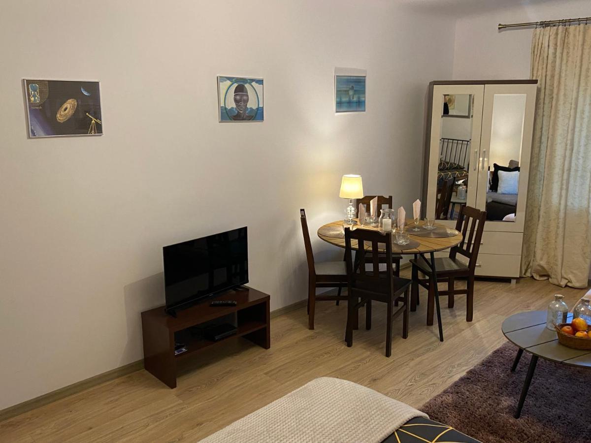 Апартаменты Apartament Arsenal Варшава Экстерьер фото